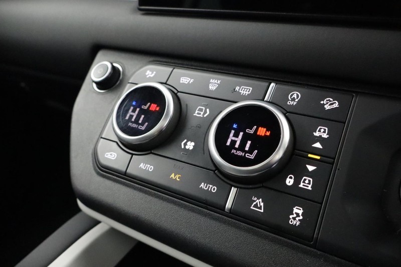 Used Land Rover Defender 2025 for sale - 77830037: Photo 43