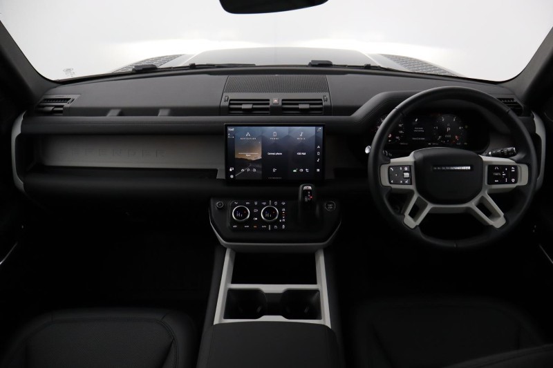 Used Land Rover Defender 2025 for sale - 77830037: Photo 9