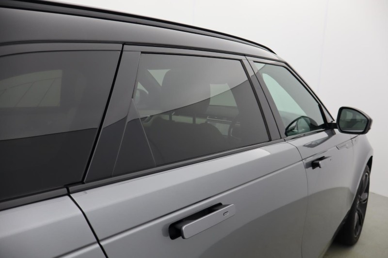 Used Land Rover Range Rover Velar 2023 for sale - 76981204: Photo 28