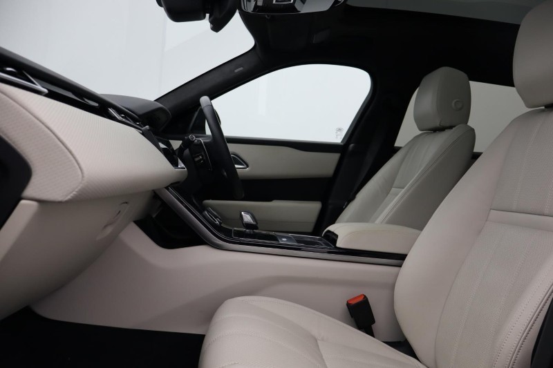 Used Land Rover Range Rover Velar 2023 for sale - 76981204: Photo 3