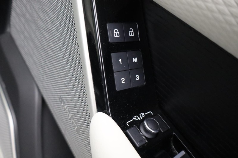 Used Land Rover Range Rover Velar 2023 for sale - 76981204: Photo 37