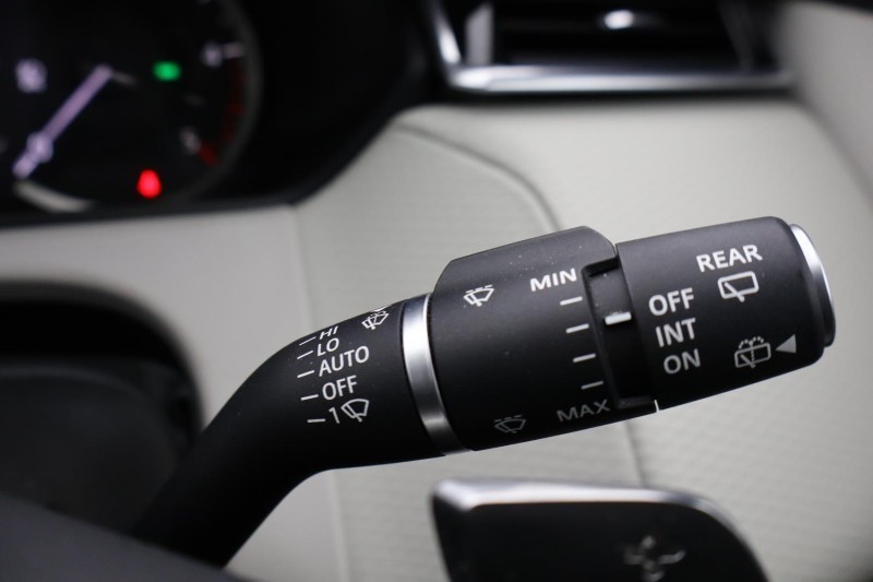 Used Land Rover Range Rover Velar 2023 for sale - 76981204: Photo 40