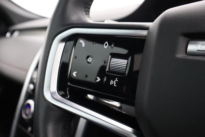 Used Land Rover Discovery Sport 2022 for sale - 76981936: Photo 32