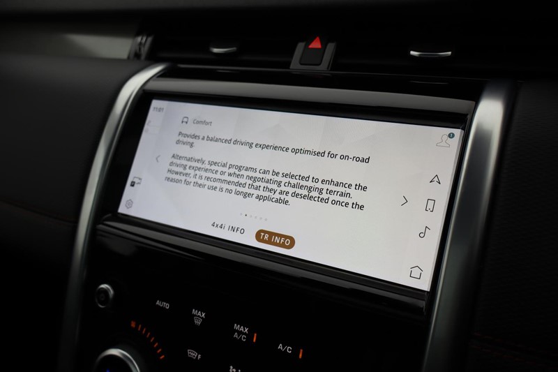 Used Land Rover Discovery Sport 2022 for sale - 76981936: Photo 40