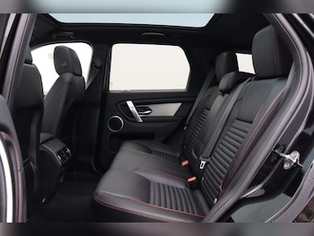 Used Land Rover Discovery Sport 2022 for sale - 76981936: Photo