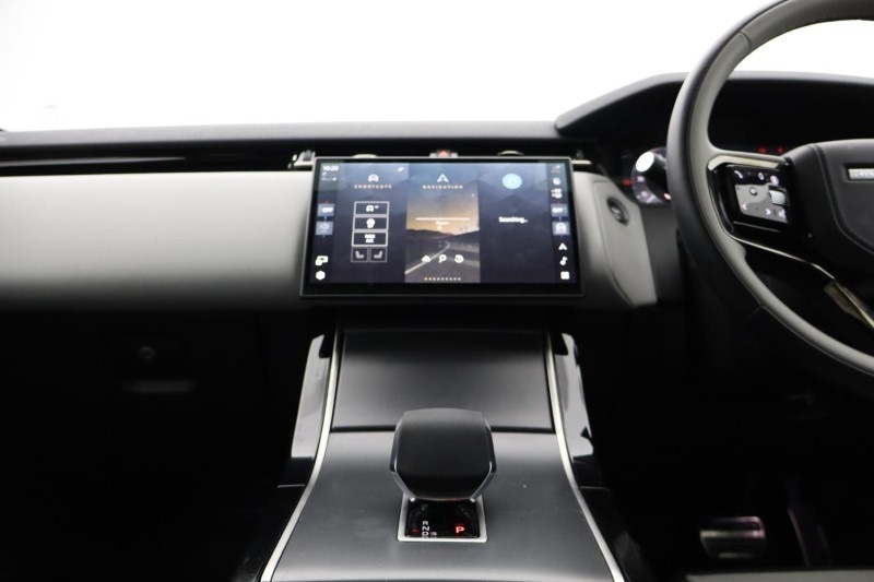 Used Land Rover Range Rover Velar 2025 for sale - 76981714: Photo 14