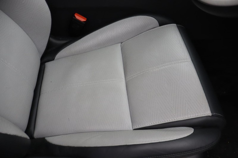 Used Land Rover Range Rover Velar 2025 for sale - 76981714: Photo 35