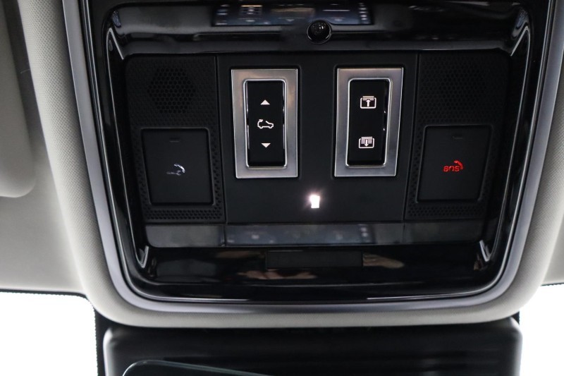 Used Land Rover Range Rover Velar 2025 for sale - 76981714: Photo 42