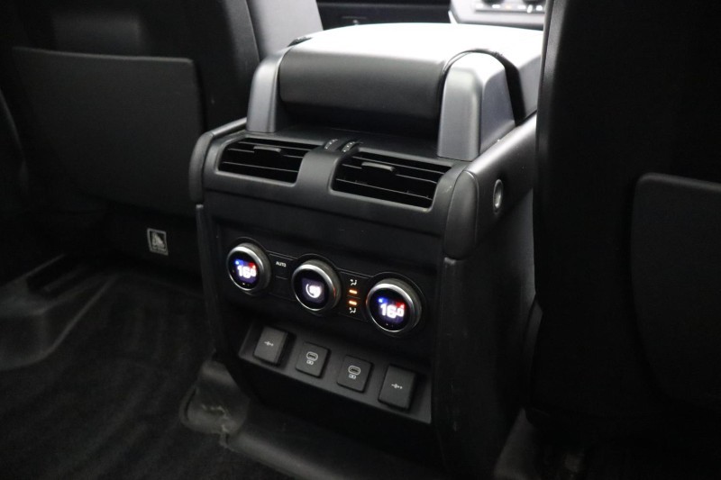 Used Land Rover Defender 2021 for sale - 77198362: Photo 18