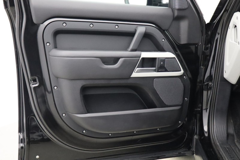 Used Land Rover Defender 2021 for sale - 77198362: Photo 26