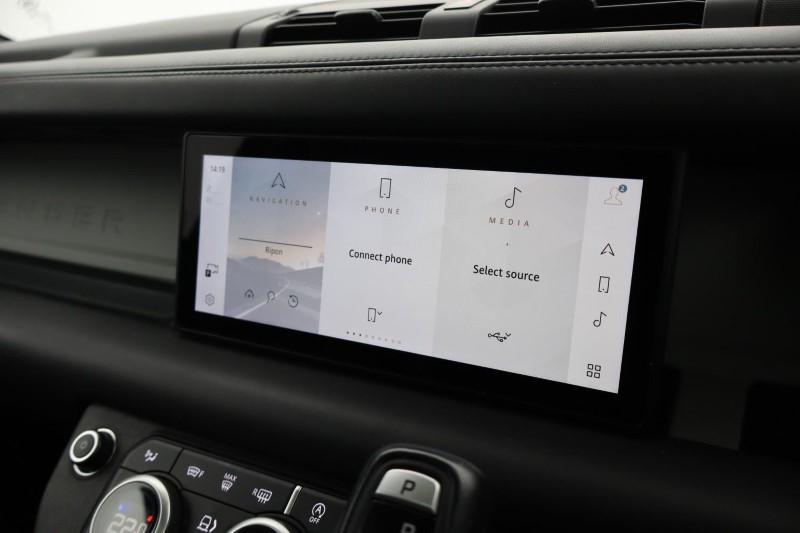 Used Land Rover Defender 2021 for sale - 77198362: Photo 35