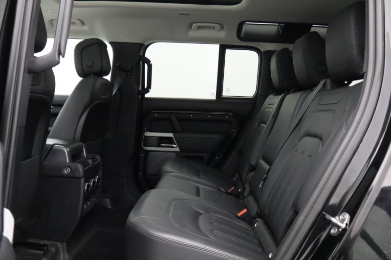 Used Land Rover Defender 2021 for sale - 77198362: Photo 4