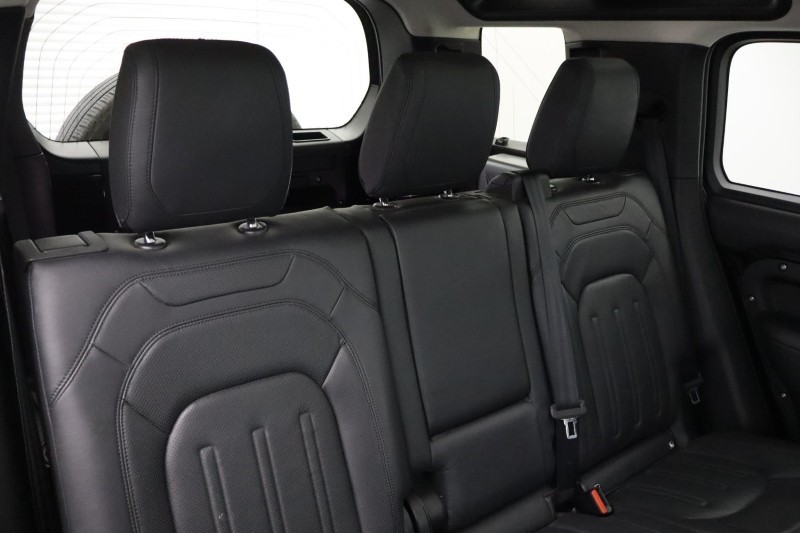 Used Land Rover Defender 2021 for sale - 77198362: Photo 49