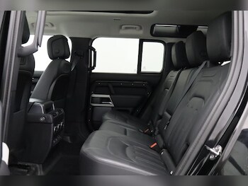 Used Land Rover Defender 2021 for sale - 77198362: Photo