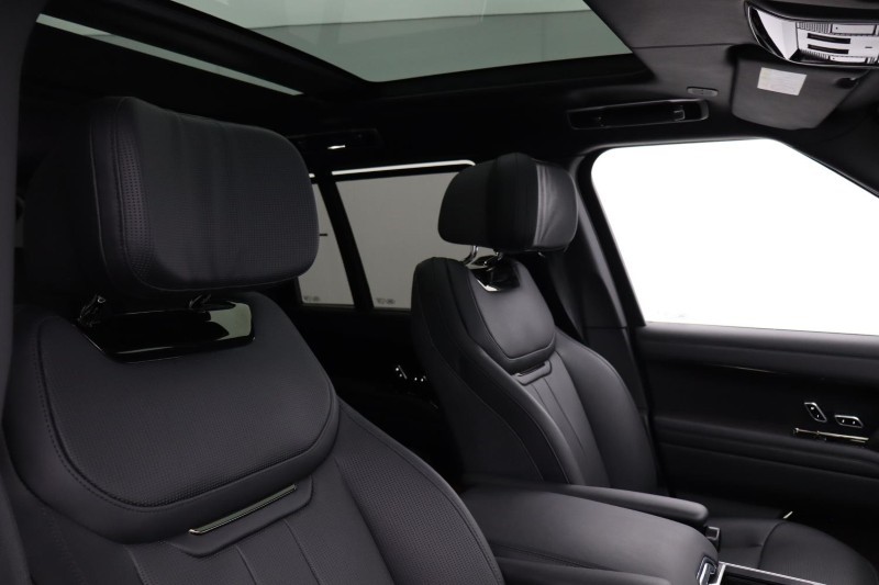 Used Land Rover Range Rover 2023 for sale - 76981596: Photo 31