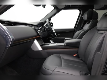 Used Land Rover Range Rover 2023 for sale - 76981596: Photo