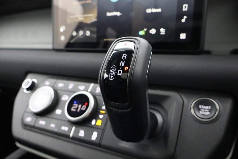 Used Land Rover Defender 2023 for sale - 76981753: Photo 13