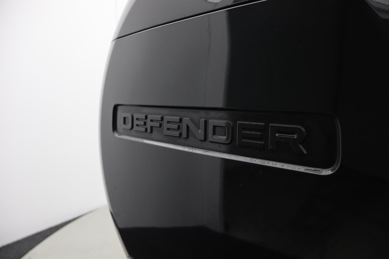 Used Land Rover Defender 2023 for sale - 76981753: Photo 25