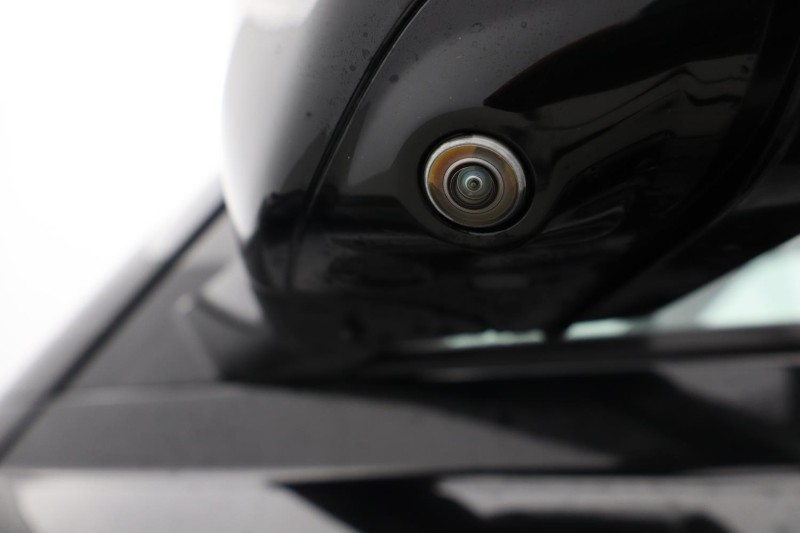 Used Land Rover Defender 2023 for sale - 76981753: Photo 28