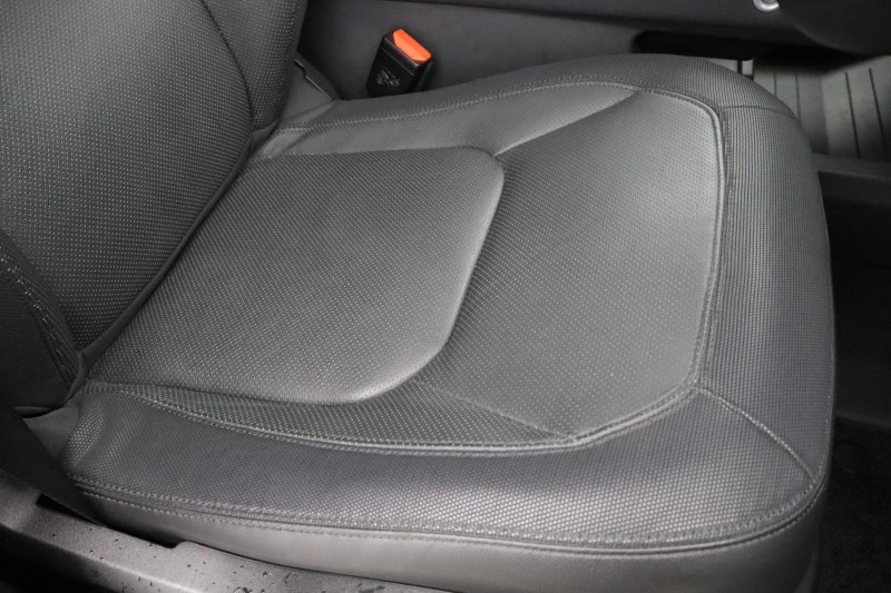 Used Land Rover Defender 2023 for sale - 76981753: Photo 38