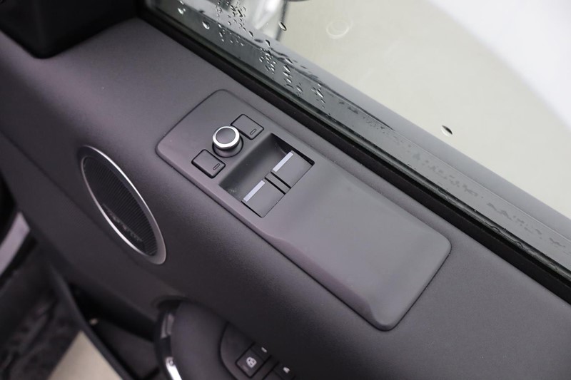 Used Land Rover Discovery 2022 for sale - 77336035: Photo 26