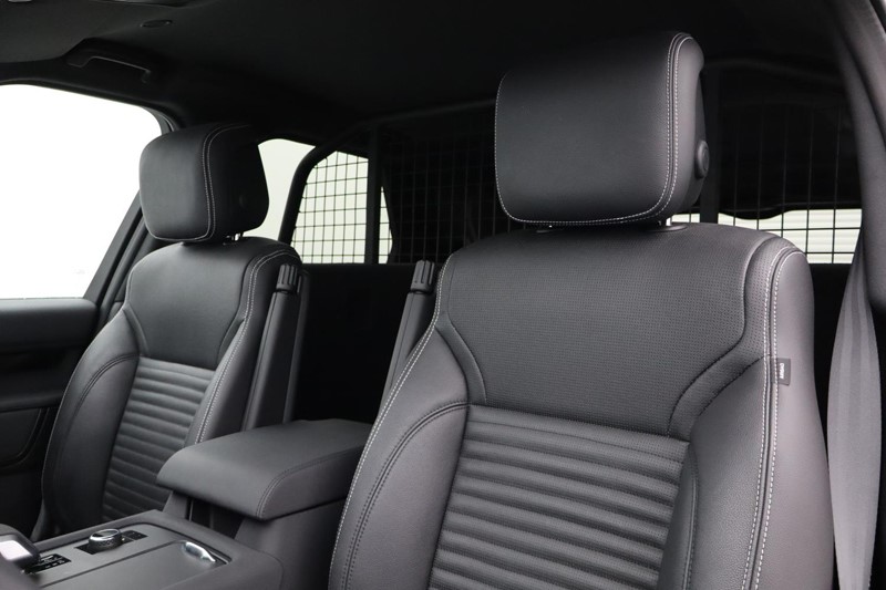 Used Land Rover Discovery 2022 for sale - 77336035: Photo 4