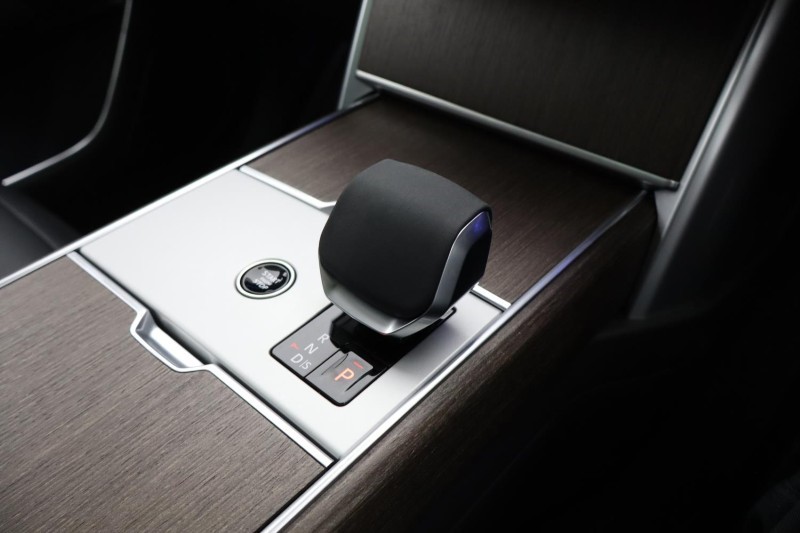 Used Land Rover Range Rover 2025 for sale - 76981782: Photo 13