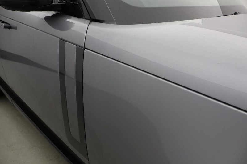 Used Land Rover Range Rover 2025 for sale - 76981782: Photo 16