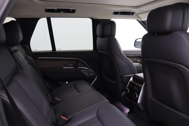 Used Land Rover Range Rover 2025 for sale - 76981782: Photo 30