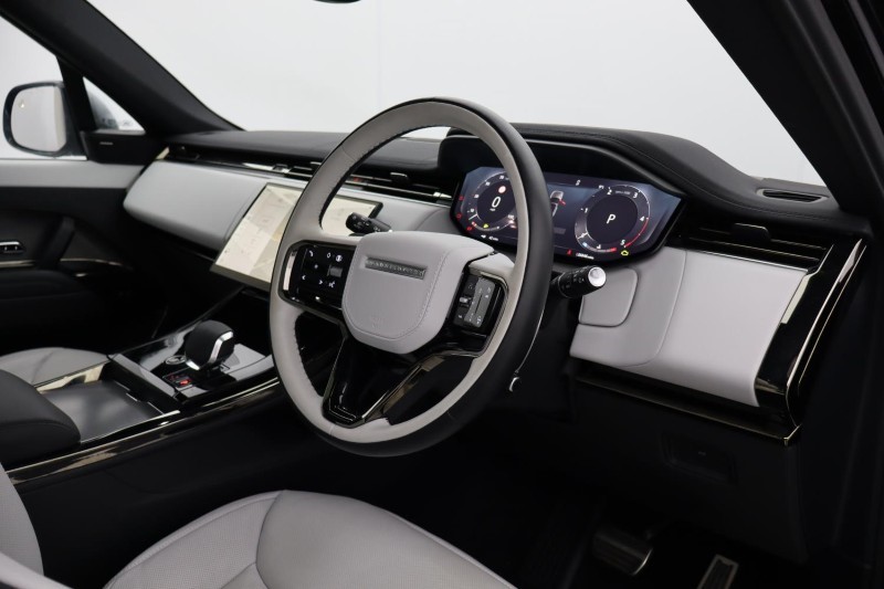 Used Land Rover Range Rover Sport 2024 for sale - 77248135: Photo 31