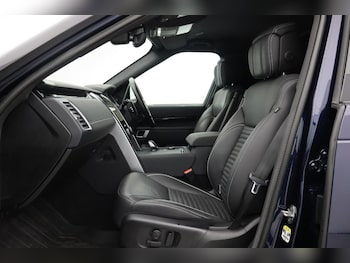 Used Land Rover Discovery 2022 for sale - 77044707: Photo