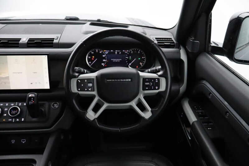 Used Land Rover Defender 2023 for sale - 77934572: Photo 15