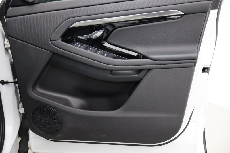 Used Land Rover Range Rover Evoque 2023 for sale - 77106130: Photo 32