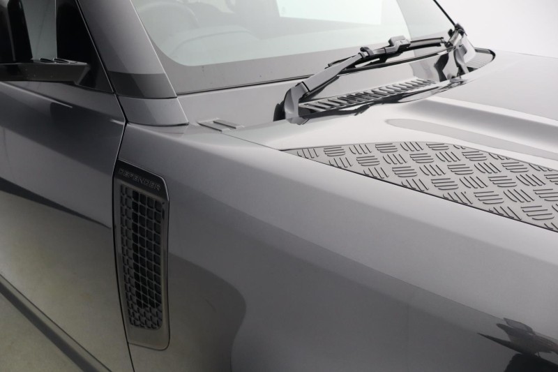 Used Land Rover Defender 2023 for sale - 77690975: Photo 20