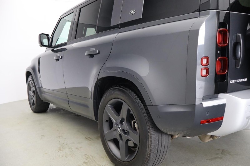 Used Land Rover Defender 2023 for sale - 77690975: Photo 27