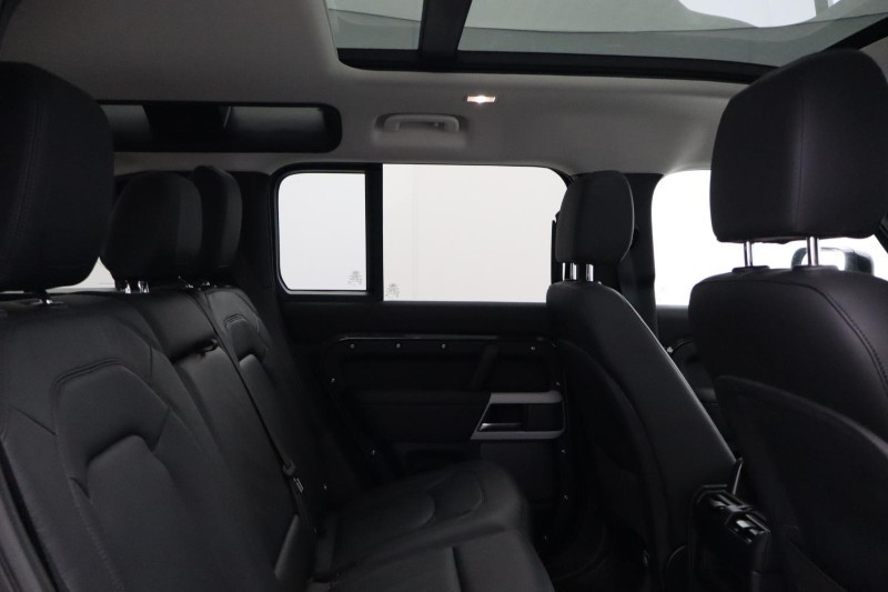 Used Land Rover Defender 2023 for sale - 77690975: Photo 38