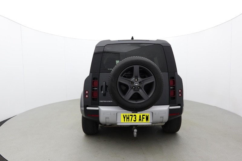Used Land Rover Defender 2023 for sale - 77690975: Photo 7