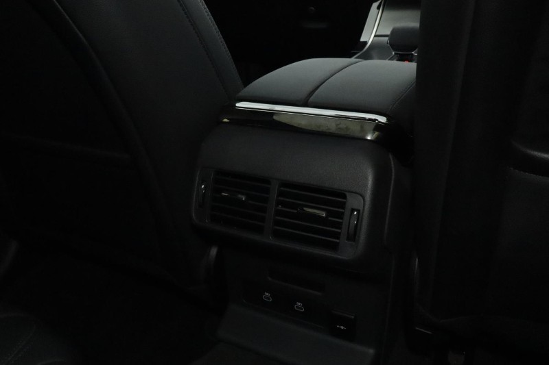 Used Land Rover Range Rover Velar 2024 for sale - 76981497: Photo 18