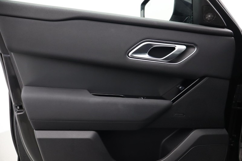 Used Land Rover Range Rover Velar 2024 for sale - 76981497: Photo 26