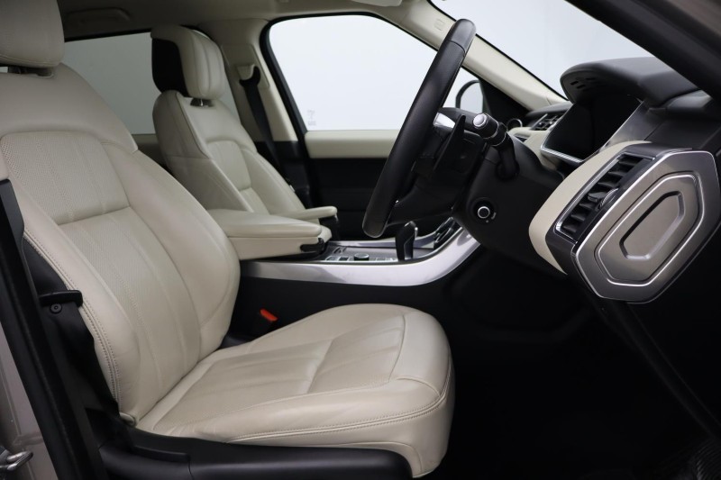 Used Land Rover Range Rover Sport 2021 for sale - 76982335: Photo 39