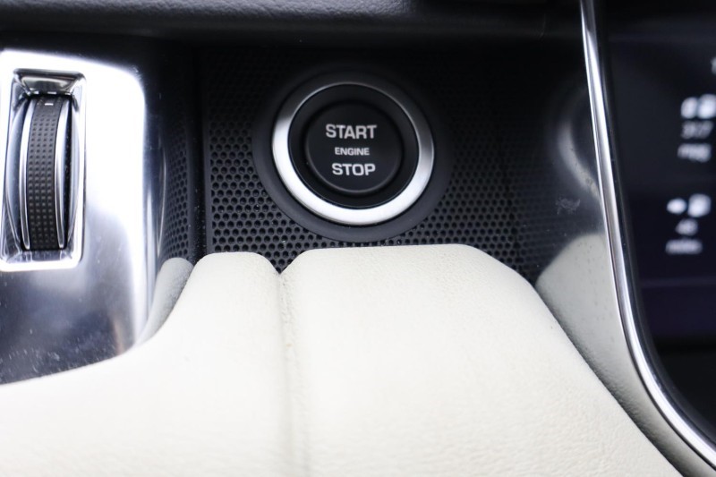 Used Land Rover Range Rover Sport 2021 for sale - 76982335: Photo 49