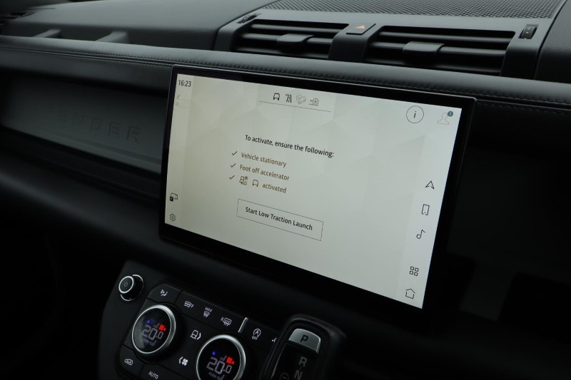 Used Land Rover Defender 2022 for sale - 77001334: Photo 42