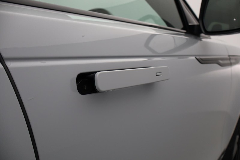 Used Land Rover Range Rover Velar 2023 for sale - 78038823: Photo 25