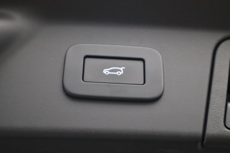 Used Land Rover Range Rover Velar 2023 for sale - 78038823: Photo 28