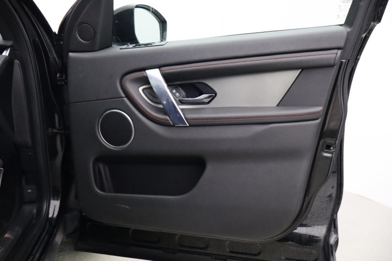 Used Land Rover Discovery Sport 2022 for sale - 77691010: Photo 33