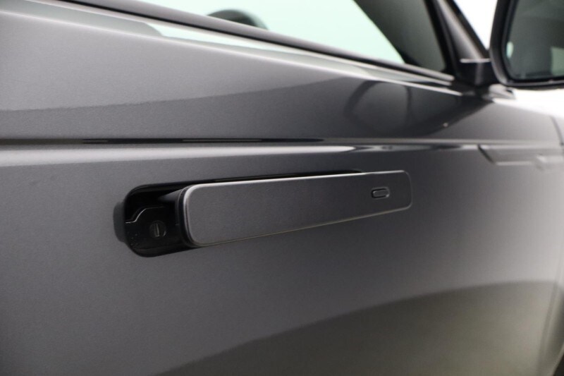 Used Land Rover Range Rover Velar 2025 for sale - 77890144: Photo 30