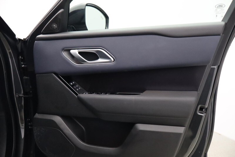 Used Land Rover Range Rover Velar 2025 for sale - 77890144: Photo 36