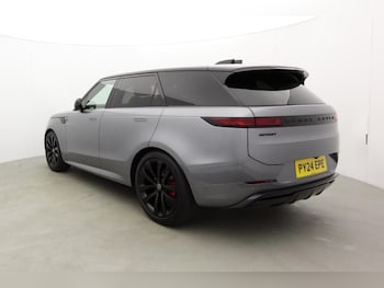 Used Land Rover Range Rover Sport 2024 for sale - 79232144: Photo