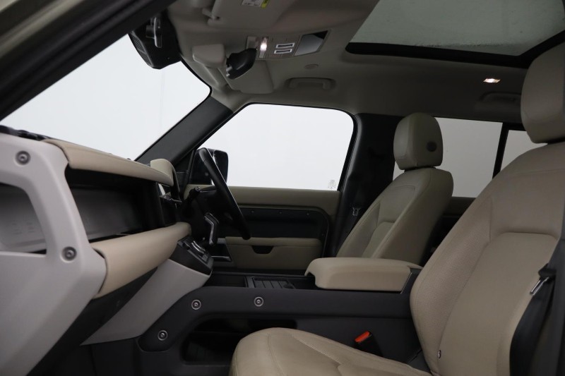 Used Land Rover Defender 2022 for sale - 77864726: Photo 27