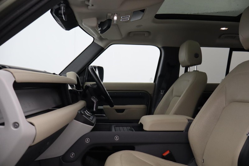 Used Land Rover Defender 2022 for sale - 77864726: Photo 3